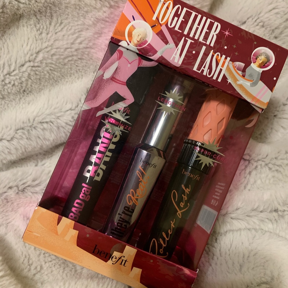 Benefit Together at lash mascara bundle